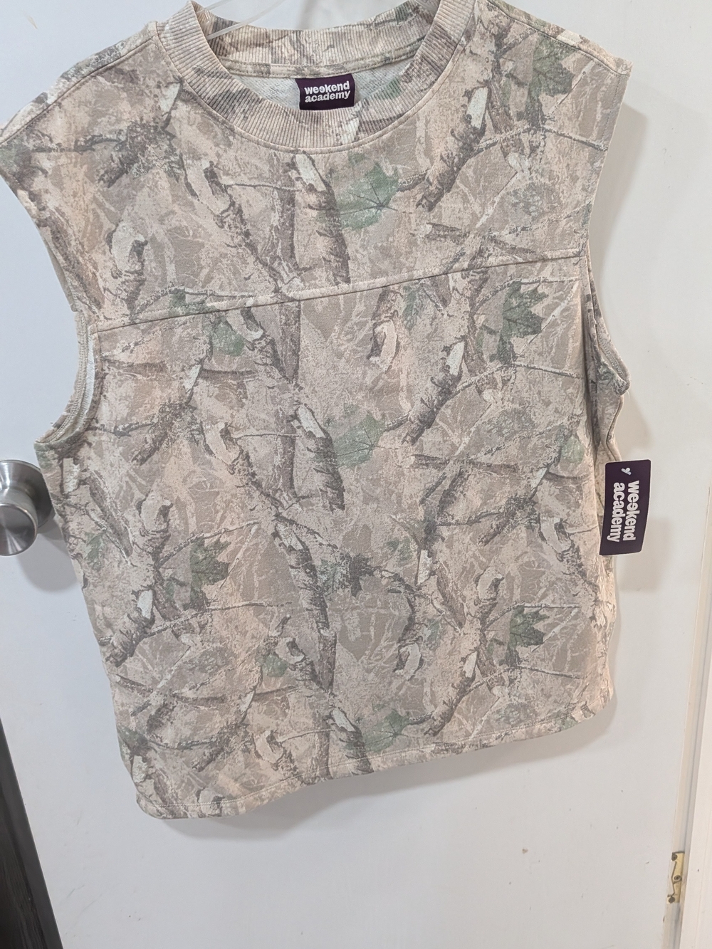 Weekend Academy Sleeveless Camo Tank in Neutral Tones